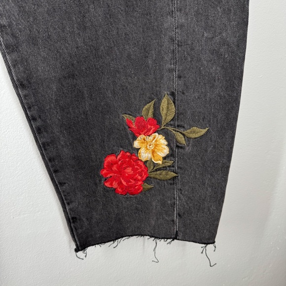 Driftwood Parker Barrel Jeans Faded Black Embroidered Floral Bee Butterfly 24 - Picture 16 of 16